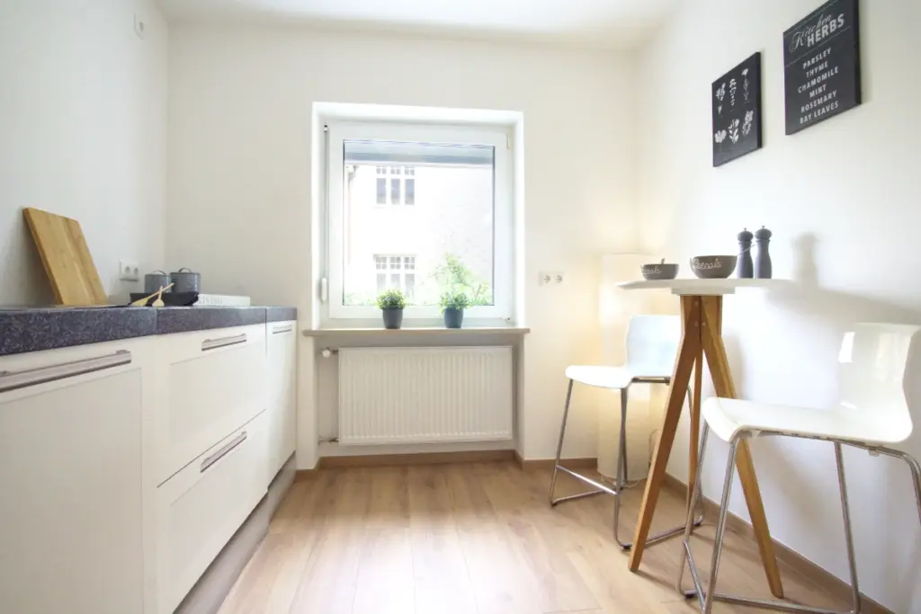 home-staging-traunstein-kueche-nachher