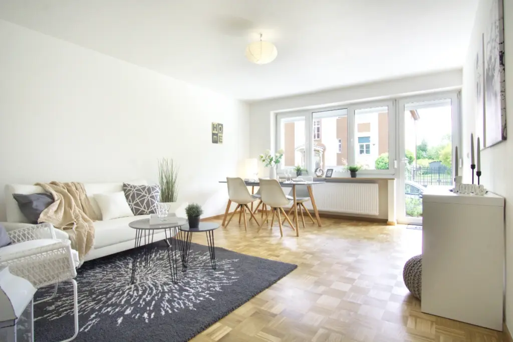 home-staging-traunstein-wohnzimmer-nachher-blick1